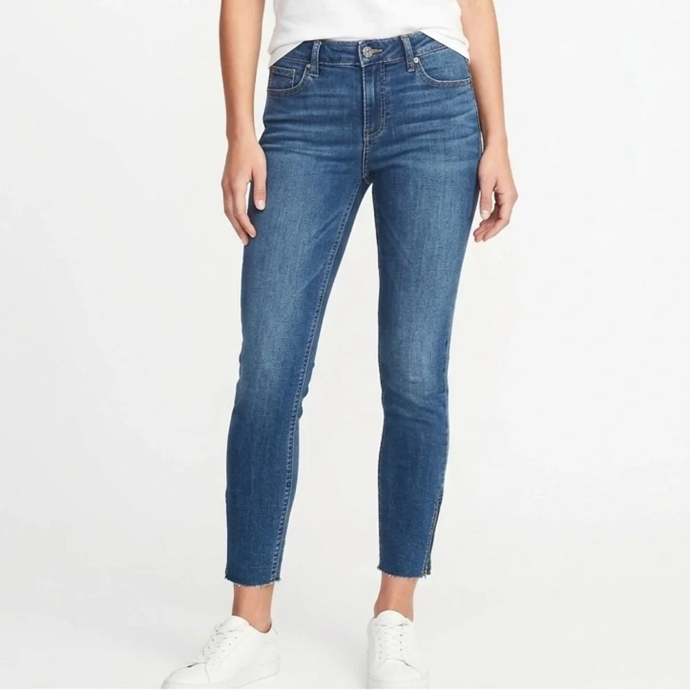 Old Navy Rockstar Super Skinny Jeans Women’s Size 8 Blue High Rise Stretch Denim